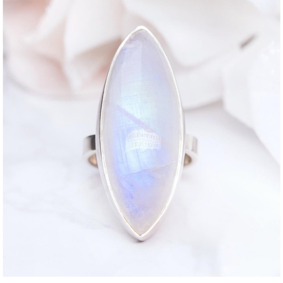 Moonstone Almond Bliss Ring, size 6 - Picture 4 of 6